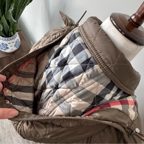 Burberry BRIT Nylon Diamond Quilted Belted & Hooded Parka - Olive - Picture 13 of 16
